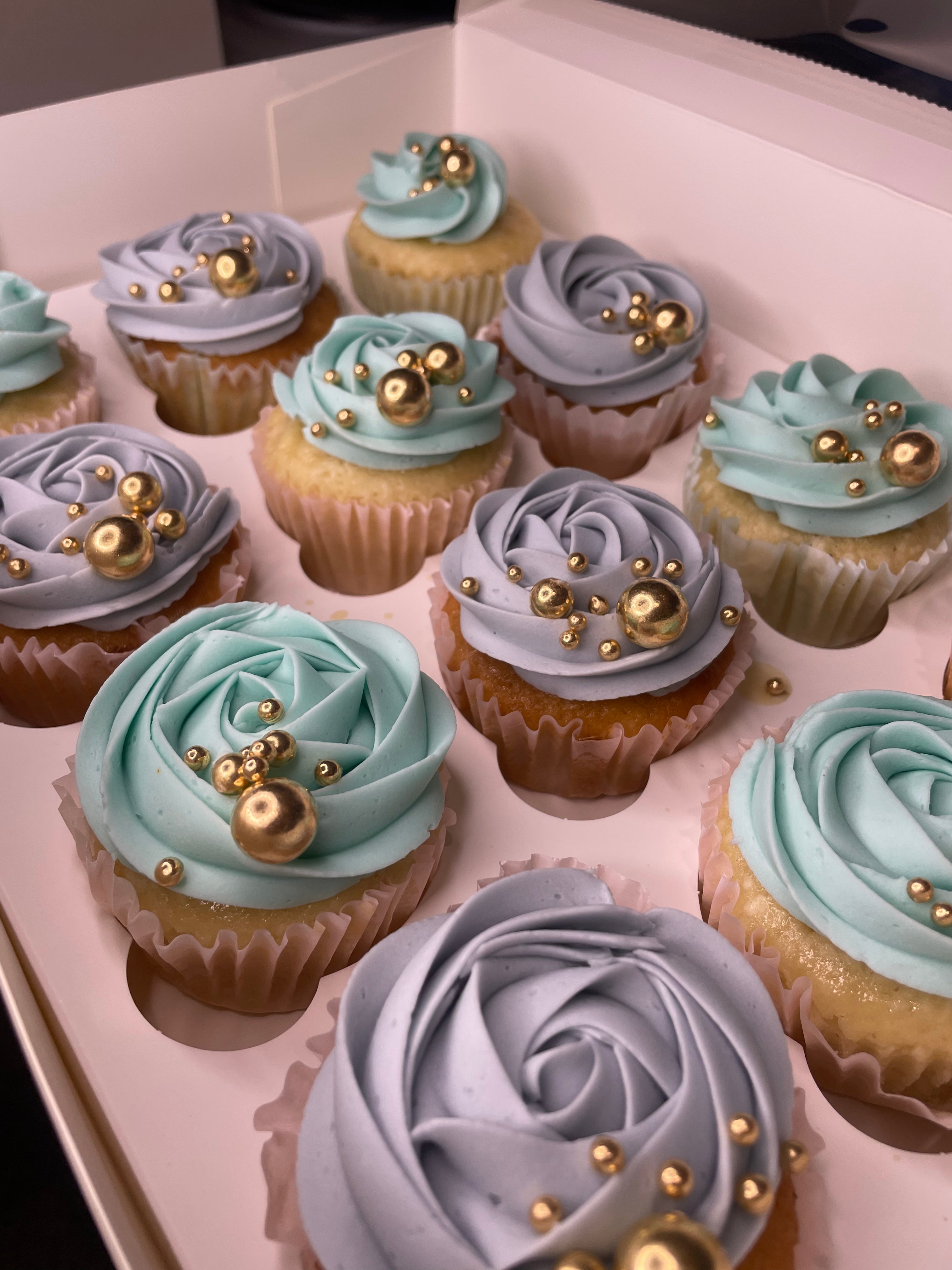 Duo Treat (2 Cupcakes)